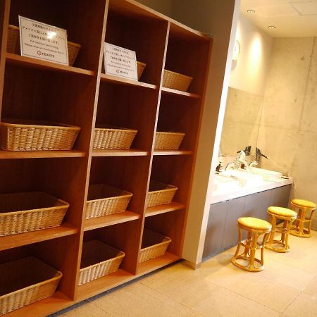 Hearts Capsule Hotel & Spa Hakata فوكوكا المظهر الخارجي الصورة