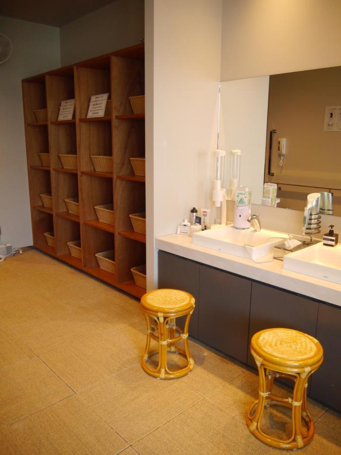 Hearts Capsule Hotel & Spa Hakata فوكوكا المظهر الخارجي الصورة