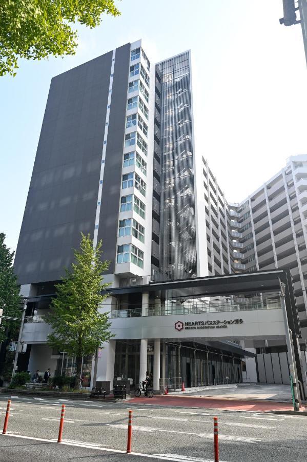 Hearts Capsule Hotel & Spa Hakata فوكوكا المظهر الخارجي الصورة
